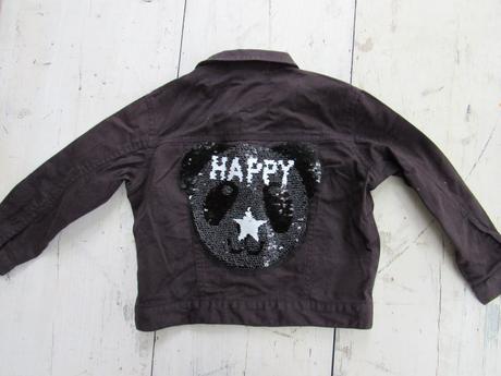 Bundička s aplikáciou z otáčavých flitrov, 104