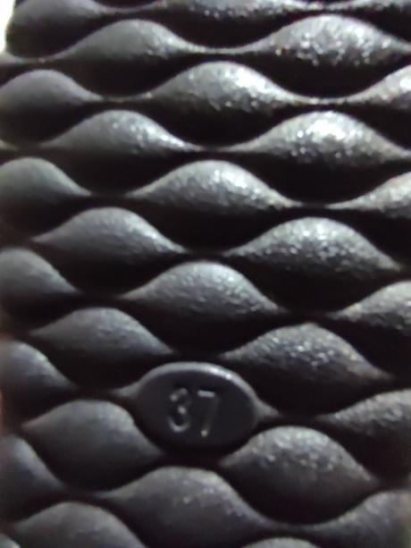 Predám fialové zateplené čižmičky, 37