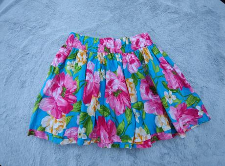 Sukňa, atmosphere,40