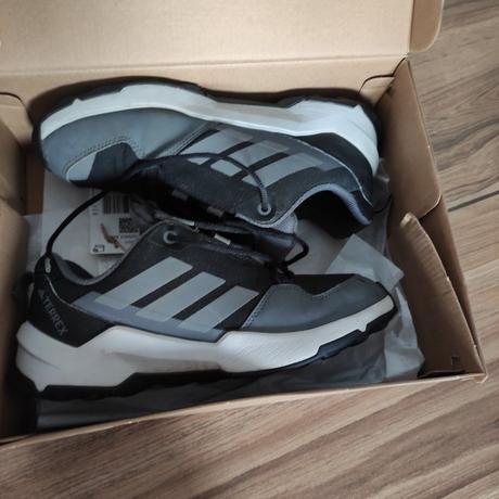 Turistické tenisky adidas, adidas,36