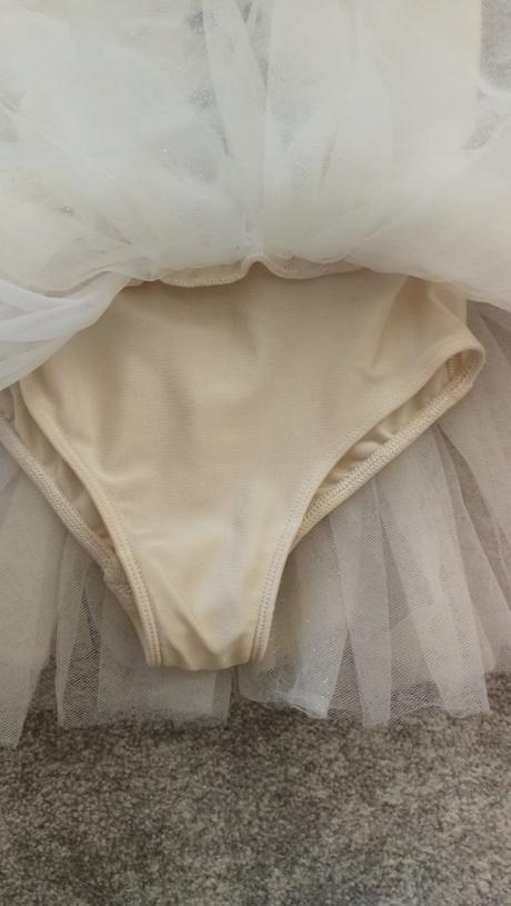 H&m tanečné šaty s mačičkou 2-4 r, 104