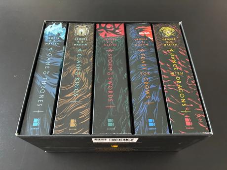 George r.r. martin a song of ice and fire, 