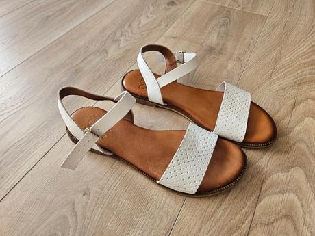 Kožené sandálky mis pepas, 38