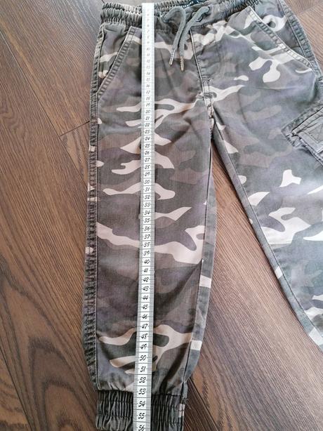 Maskacove nohavice, reserved,98