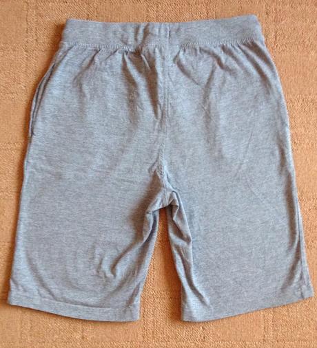 Bavlnené kraťasy, 146