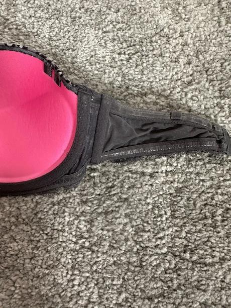 Pink čierno šedá podprsenka 32d, victoria's secret,70d