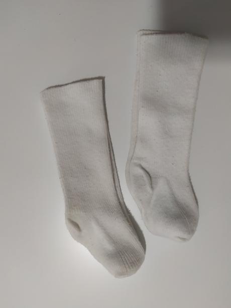 Pančušky a ponožky, lupilu,17