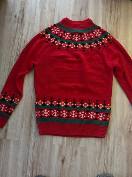 Krásny vianočný teplučký pulover, veľkosť m, m