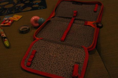 Veľká sada školských potrieb, 