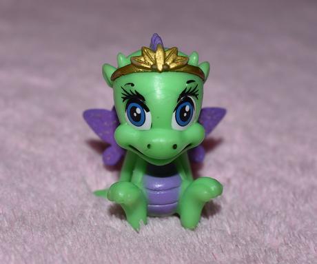 Safiras dráčiky 11 ks,