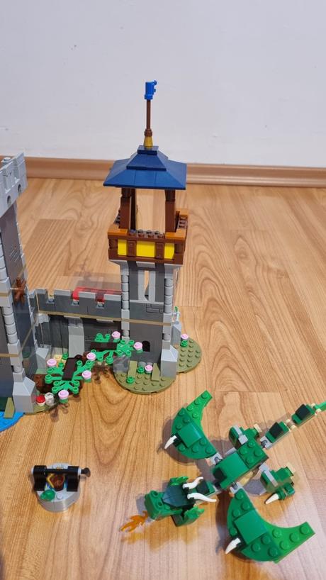 Lego creator stredoveký hrad,