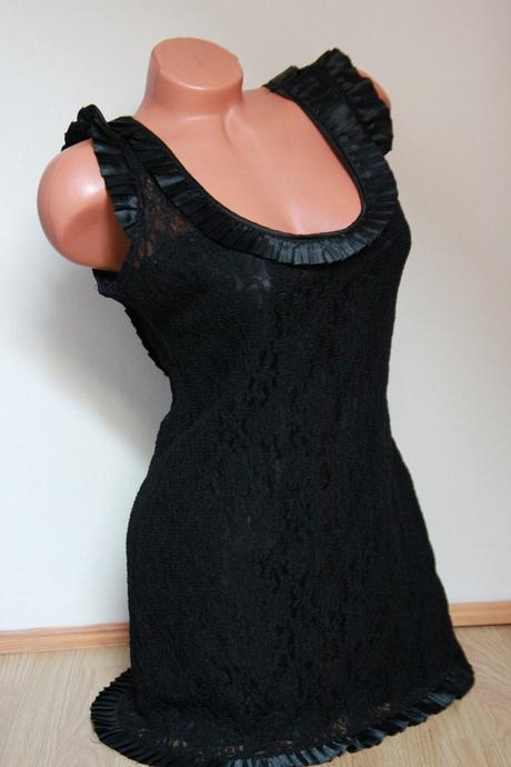 Čierna elegantná čipkovaná tunika m, m