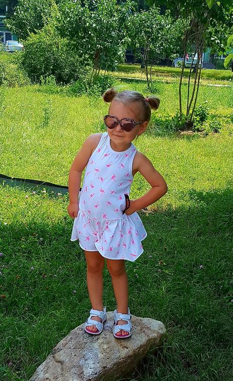 Ľahké letné šaty, 92