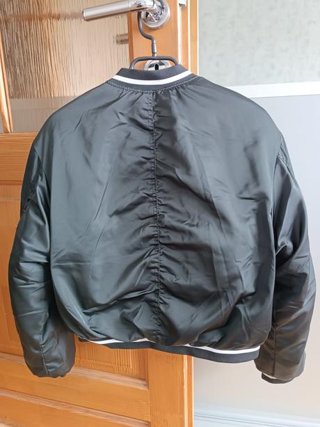 Čierna bombera, sinsay,m