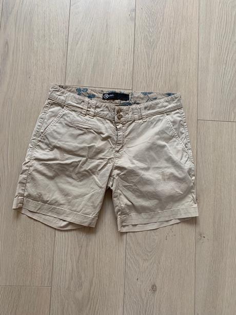 Kraťasy zn. relish, s