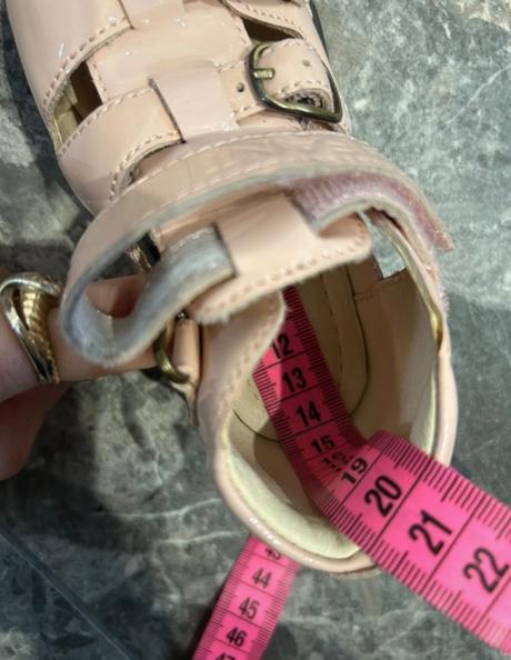 Sandále lakovky, en fant,22