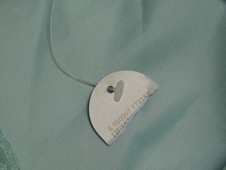 Pekna nočna košielka, 40