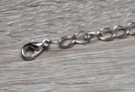 Náhrdelník s delfínmi,