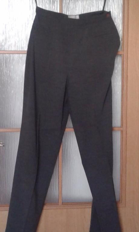 Kostýmove nohavice, 38