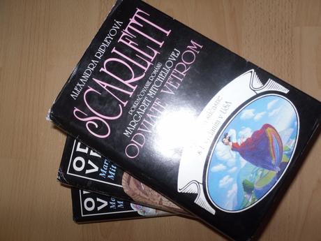 Odviate vetrom a skarlet, 