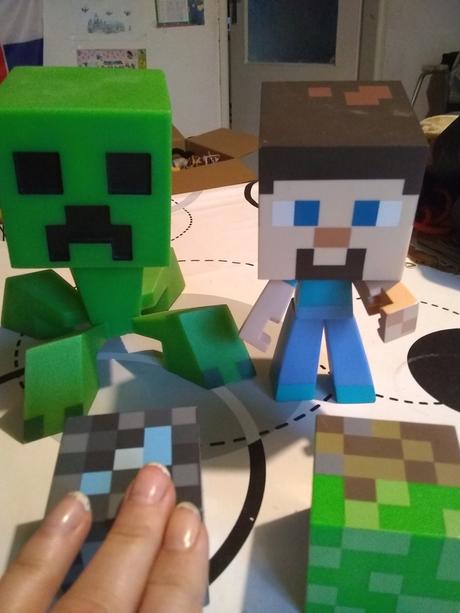 Veľké minecraftove figúrky, 