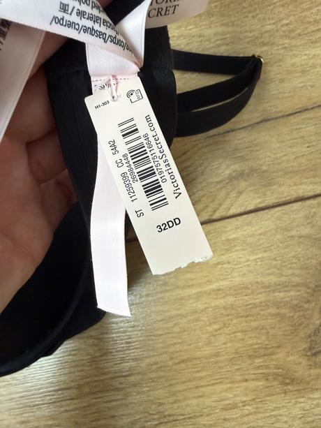Victoria secret push up, victoria's secret,70d