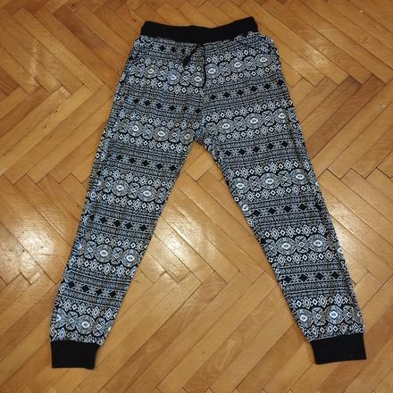 Nohavice s vreckami, m