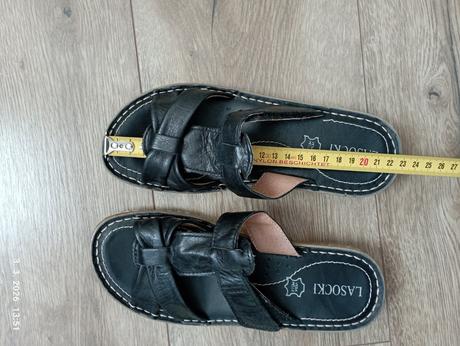 Kožené šľapky (už s poštou), lasocki,35