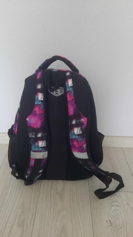 Študentský batoh active craft+peračník zdarma,