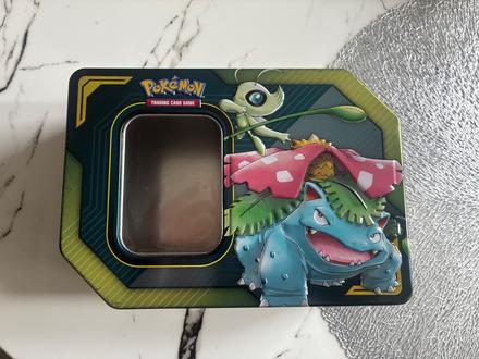 Veľká plechovica pokemon na karty,