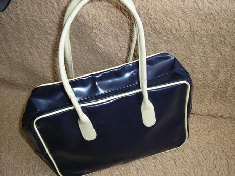 1141. tm. modrá taška, 