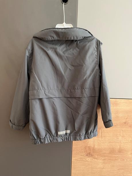 Tenká bunda zara, zara,104