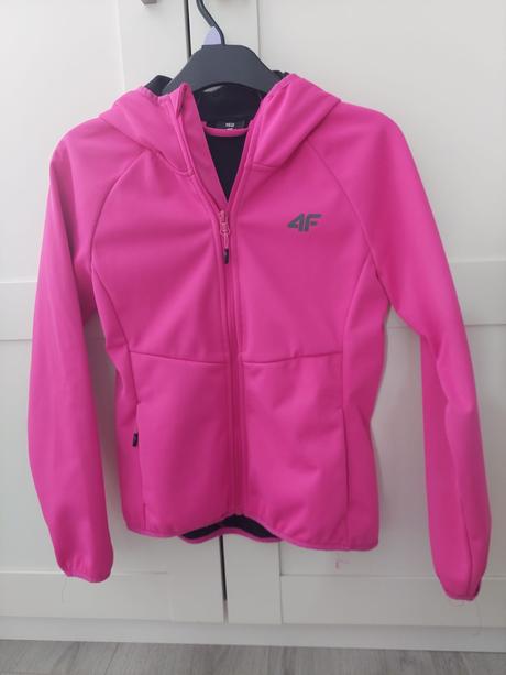 Funkčná softshellová bunda, 152