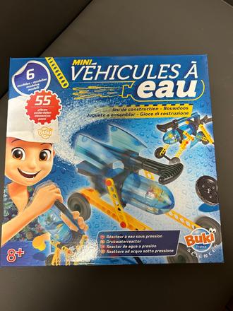 Buki - experimenty - vozidla na vodu,