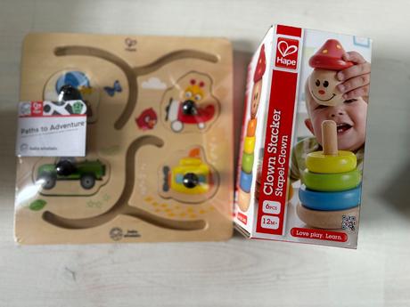 Hape - vkladacie puzzle a šašo na nastrkovanie, 