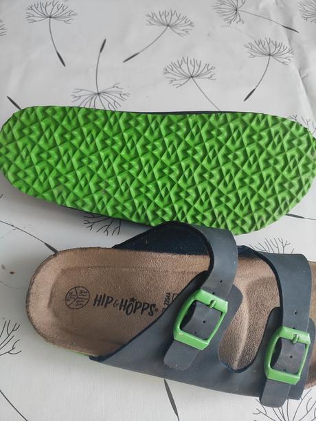 Šľapky domáce, 33