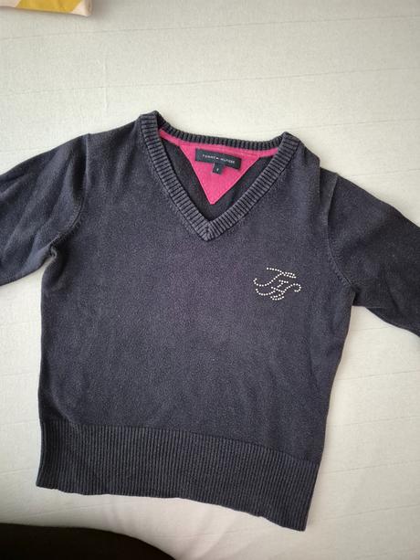 2 svetríky, tommy hilfiger,128
