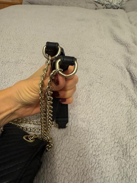 Kabelka guess, guess