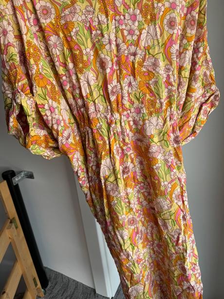 Monki prehoz na plavky alebo šaty, m