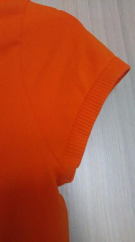 Rolák sytopomarancovej farby, m