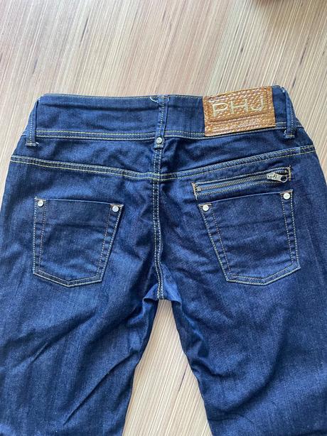 Dámske značkové rifle, 36