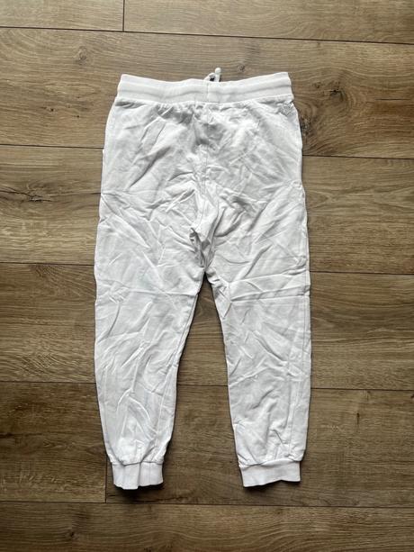 Tepláky, sinsay,122