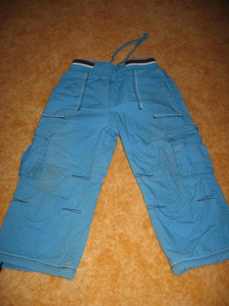 Podšité nohavice, 98