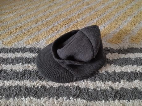 Čiapka so šiltom, 98