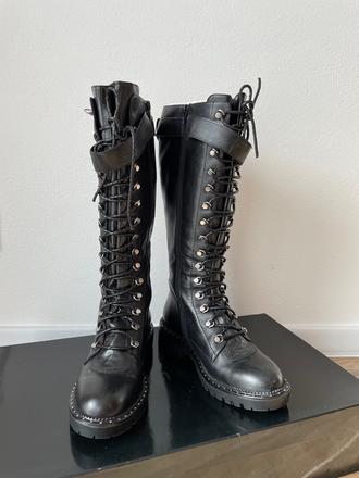 Dámske čižmy - vhodné na širšie lýtko, 39