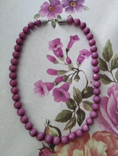 Luxusny goralkovy magneticky nahrdelnik,