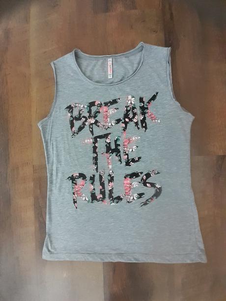 Tricko fb sister vel.s, s