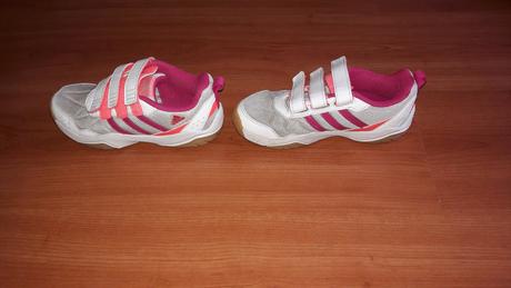 Tenisky -halovky, adidas,32