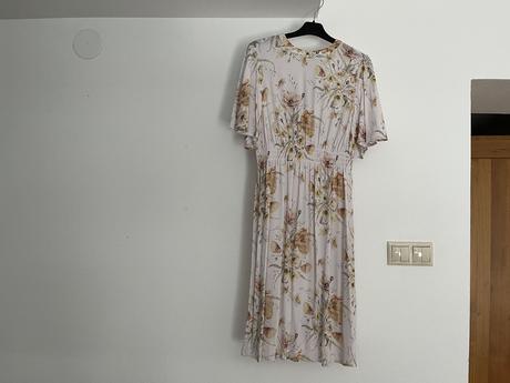 Tehotenské šaty, l