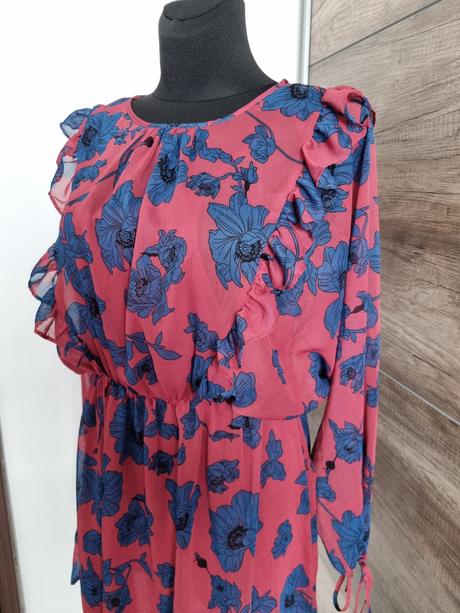 Tmavoružové kvetované šaty s volánmi, lee cooper,m